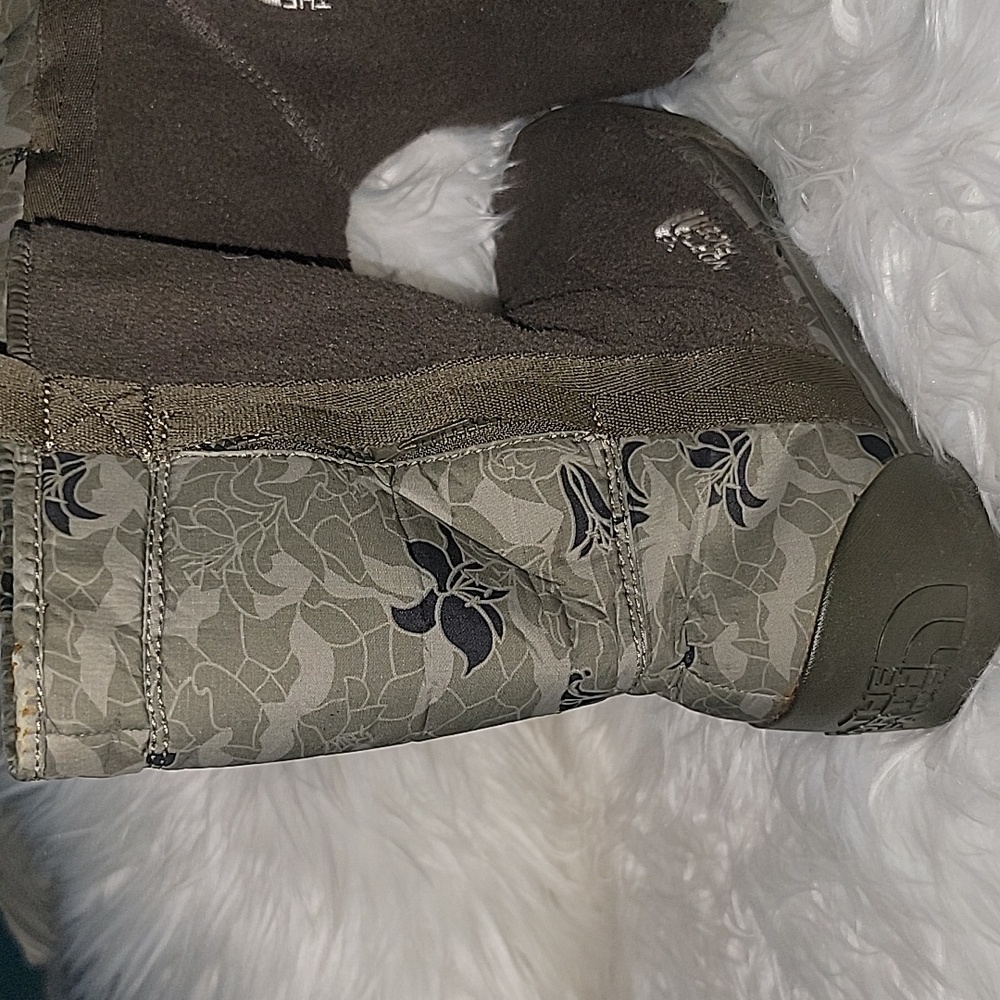 Northface Boots - image 1
